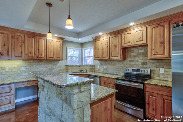 Canyon Lake, Texas 78133, United States, 3 Bedrooms Bedrooms, ,3 BathroomsBathrooms,Residential,Active,70895