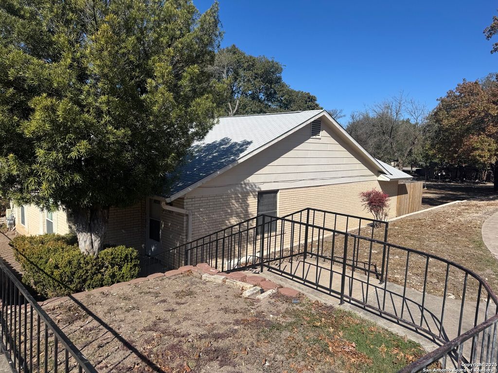 Photo of 5019 Concord Ridge, San Antonio, TX 78228 (MLS # 1936180)