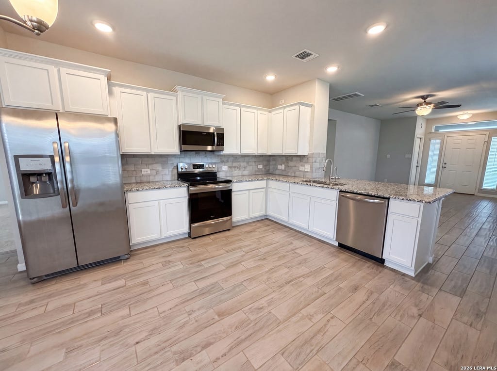 Photo of 2275 Hawk Dr, New Braunfels, TX 78130 (MLS # 1973672)