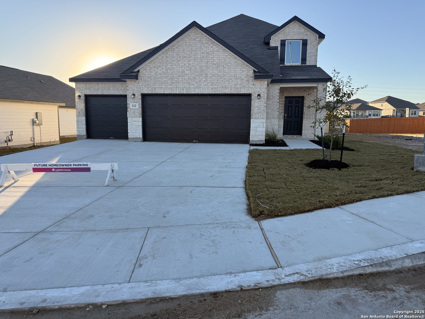 Search 112 Hunters Camp