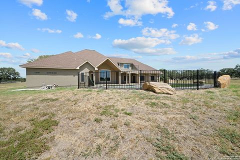 A home in Natalia