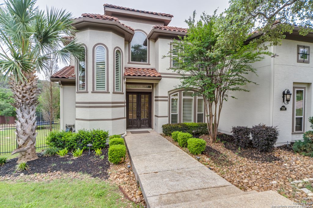 Photo of 714 Ruidosa Downs, Helotes, TX 78023 (MLS # 1921680)