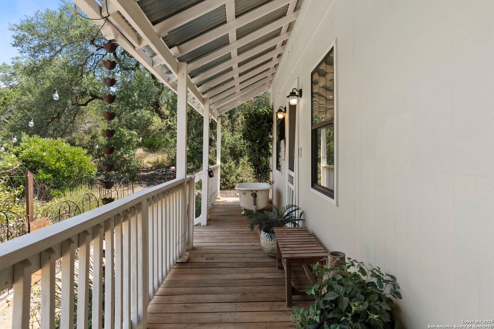 231 Canyon Pass