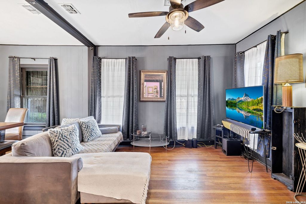 Photo of 122 Hoover, San Antonio, TX 78225 (MLS # 1942422)