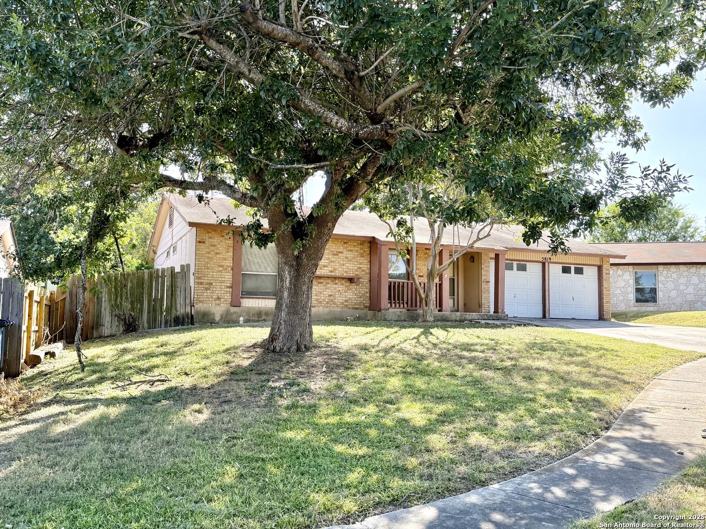 5819 Champions Hill Dr.