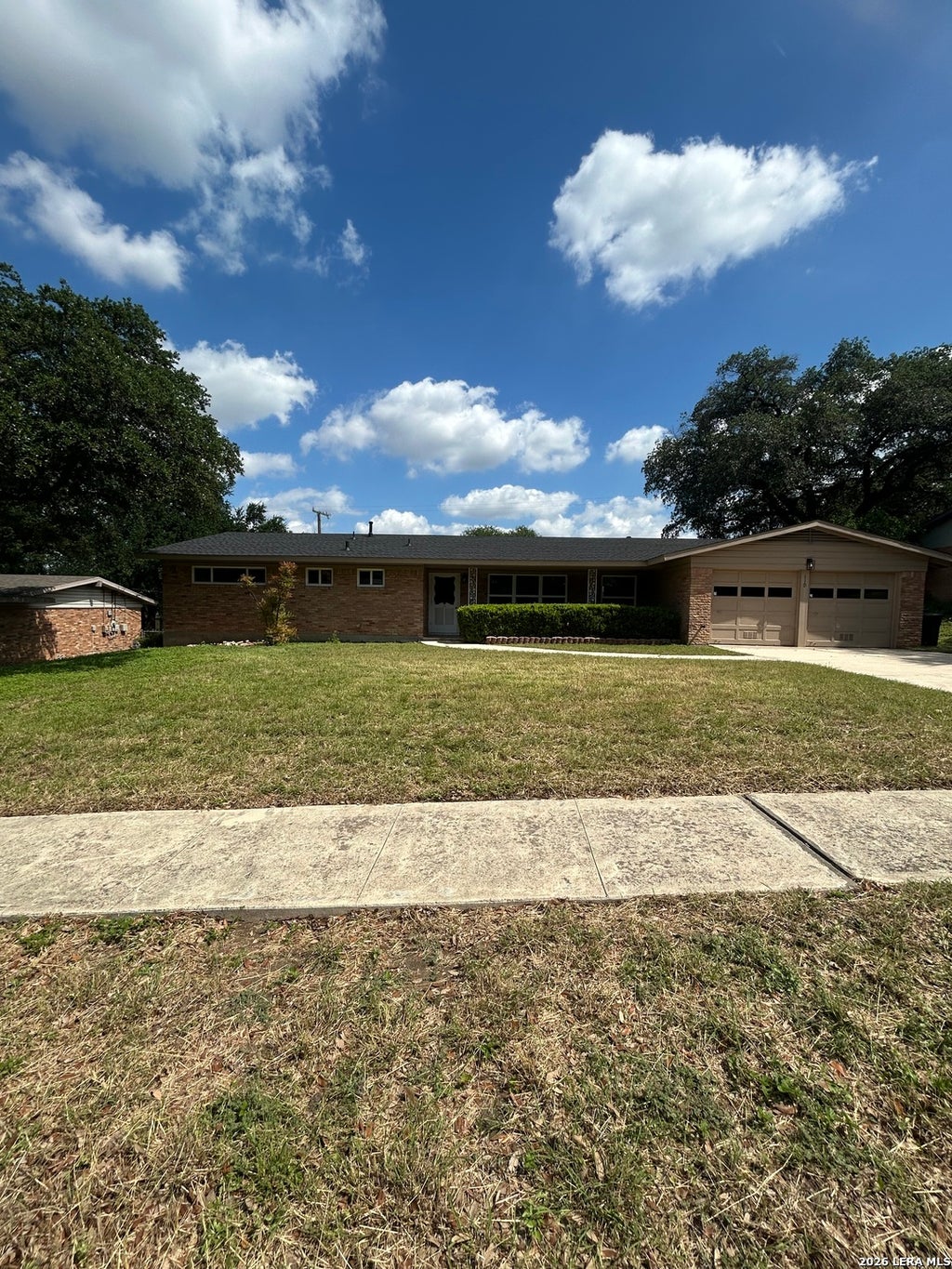 Photo of 110 Northaven, San Antonio, TX 78229 (MLS # 1990077)