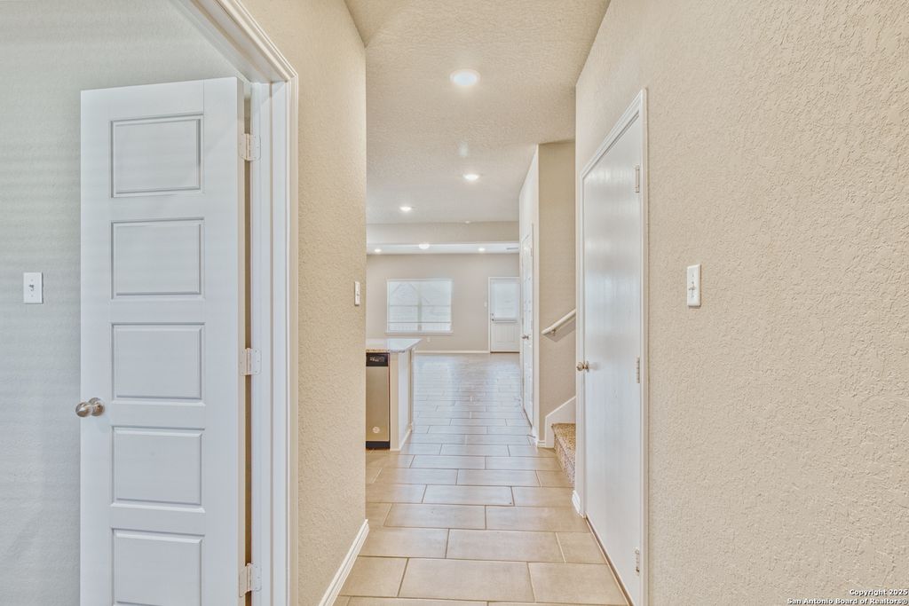 Photo of 1649 Couser Ave, New Braunfels, TX 78132 (MLS # 1958891)