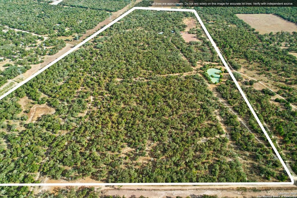 Photo of 3001 Curry, Seguin, TX 78155 (MLS # 1910961)