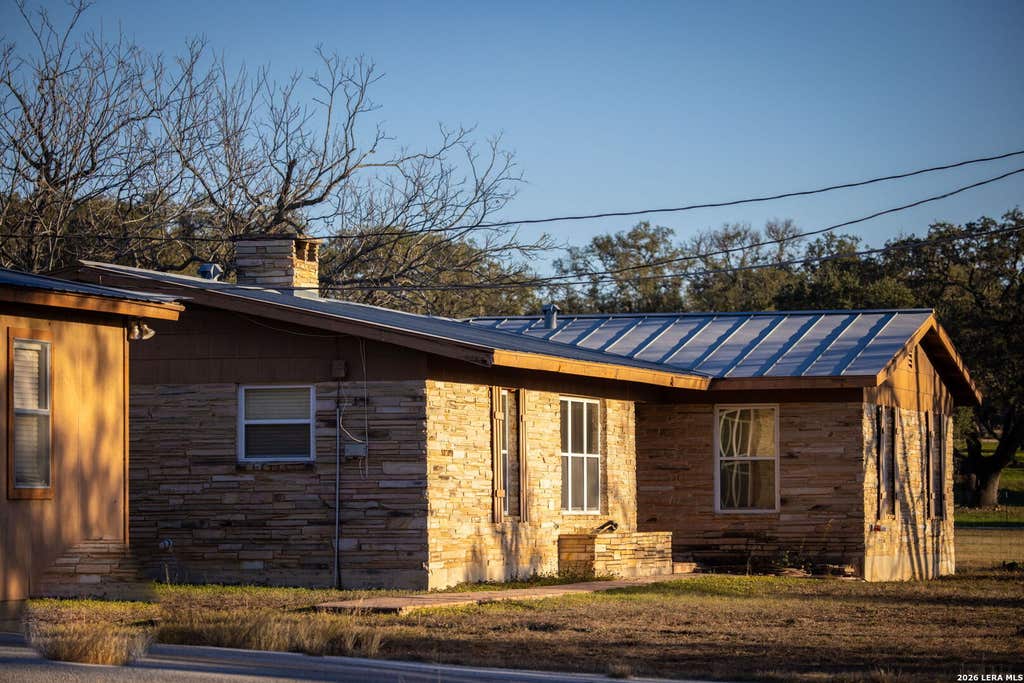 Photo of 19512 Tonkawa Pass, Garden Ridge, TX 78266 (MLS # 1891456)