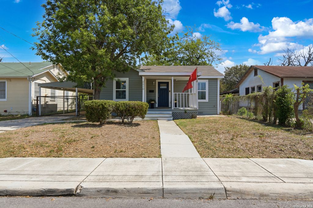 Photo of 2410 Saint Anthony Ave, San Antonio, TX 78210 (MLS # 1953408)