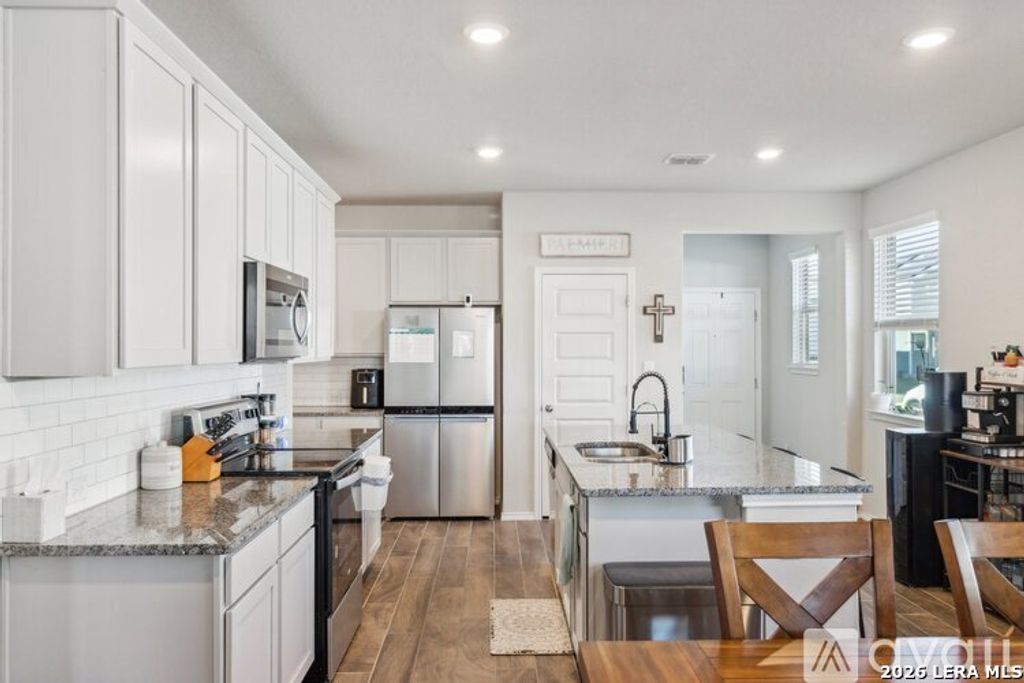 Photo of 2409 Ayers, Seguin, TX 78155 (MLS # 1958103)