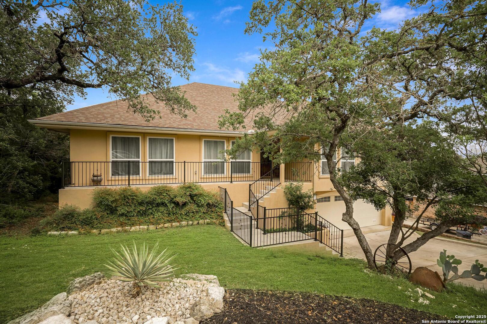 16812 Fox Ridge