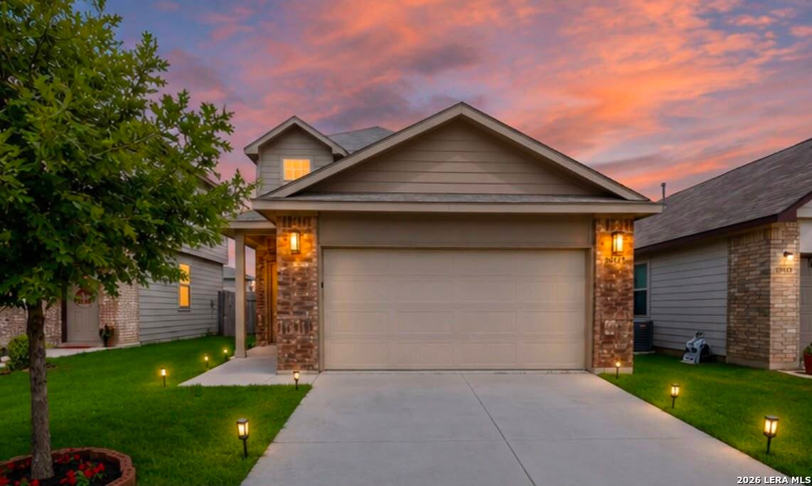 10423 Green Prairie