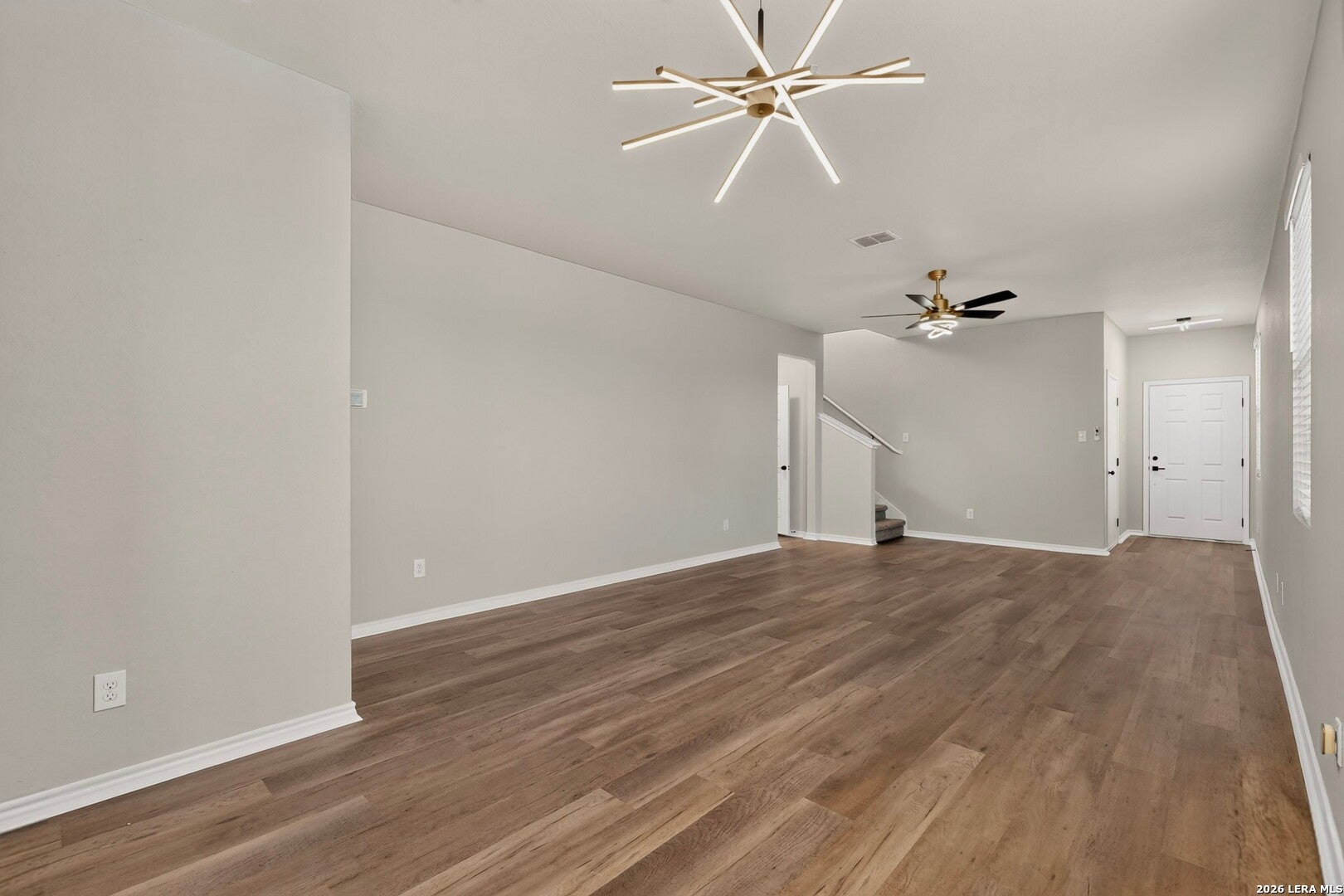 10423 Green Prairie