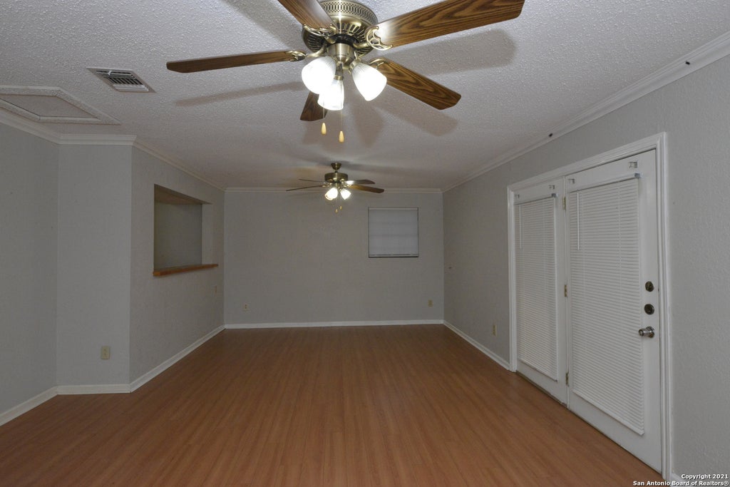Photo of 10918 LANDS RUN ST, San Antonio, TX 78230 (MLS # 1991088)