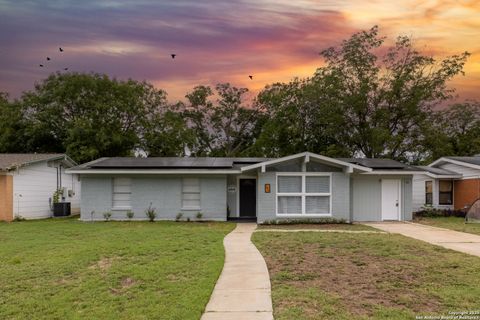 A home in Universal City