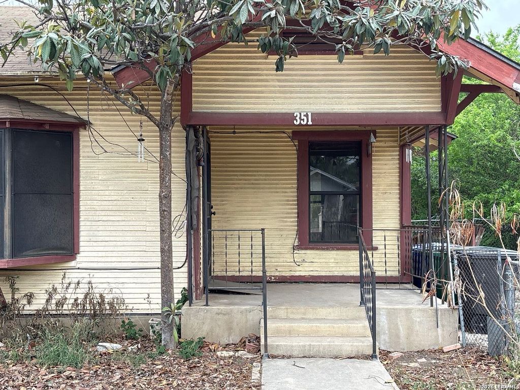 Photo of 351 Barrett, San Antonio, TX 78225 (MLS # 1955519)