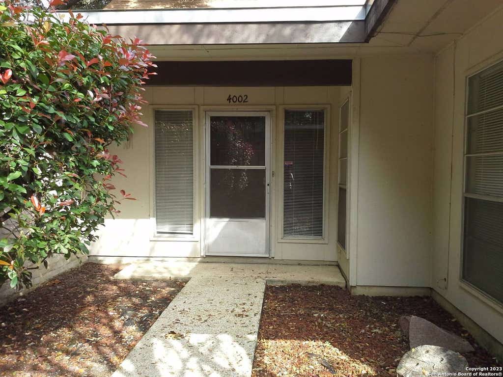 Photo of 4002 Glenrock Dr 4002 #4002, San Antonio, TX 78240 (MLS # 2002671)