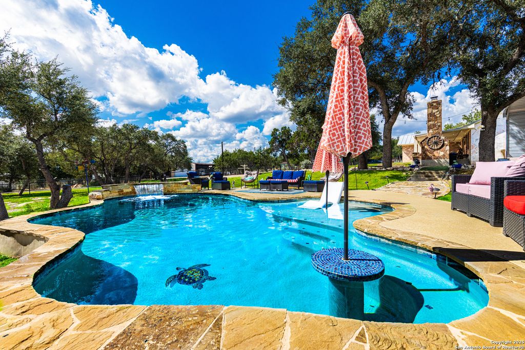 Photo of 341 Ringtail, Canyon Lake, TX 78133 (MLS # 1914183)