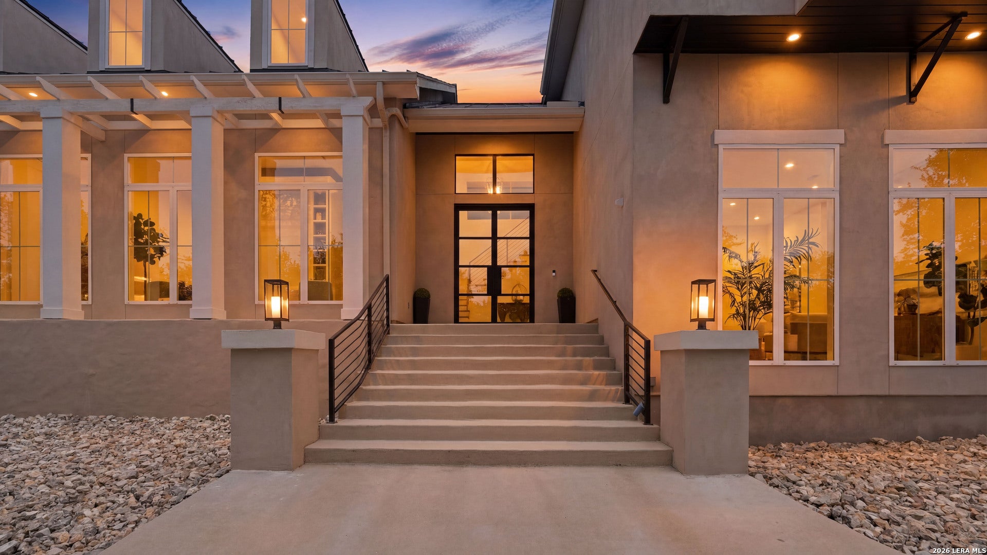 321 Bentwood