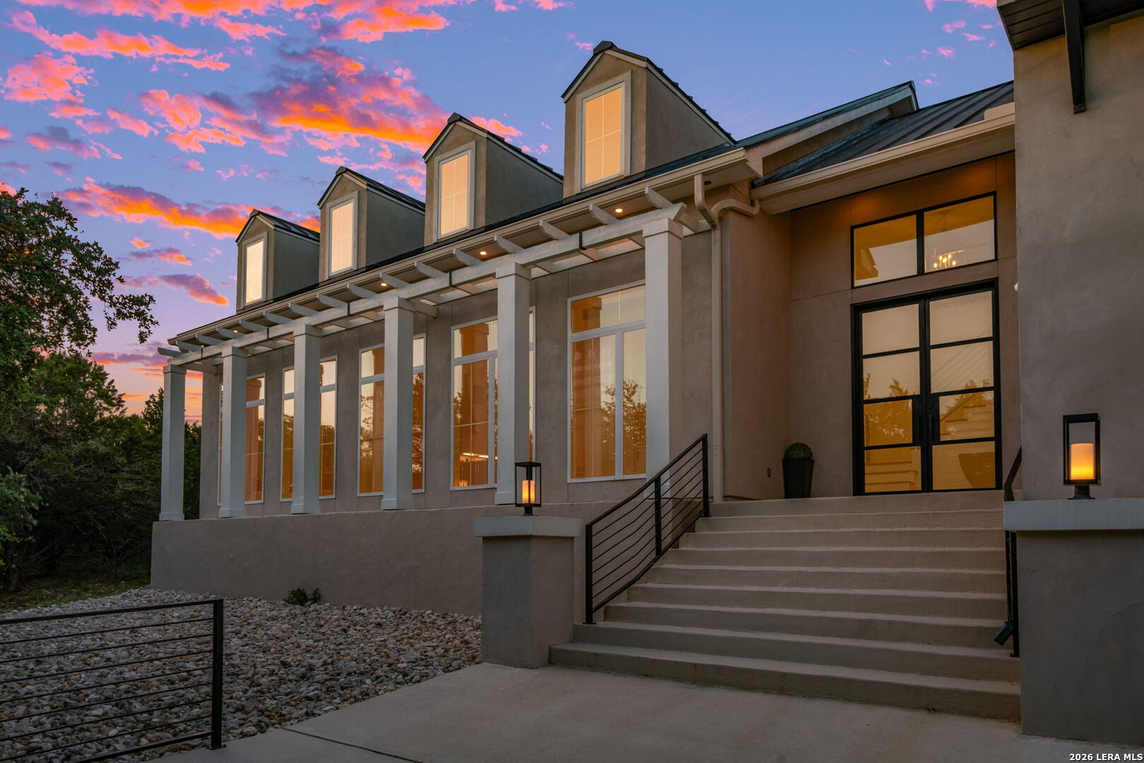 321 Bentwood