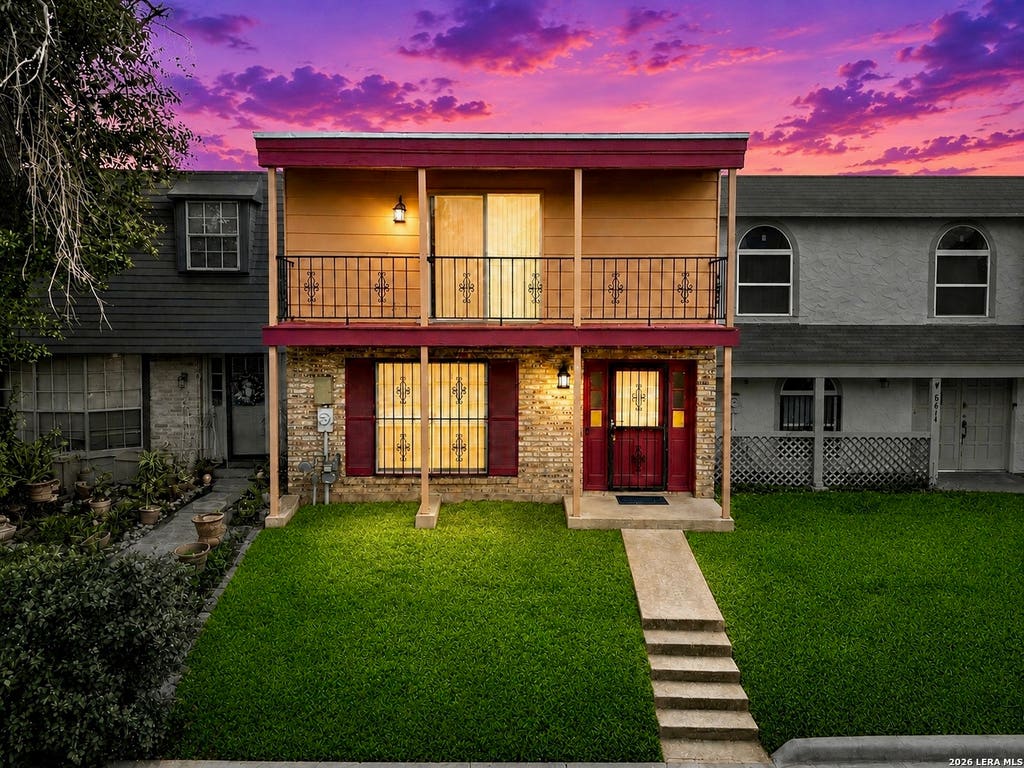 Photo of 6612 Spring Manor St, San Antonio, TX 78249 (MLS # 2009392)
