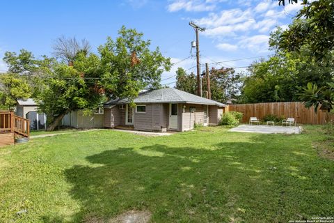 A home in Terrell Hills