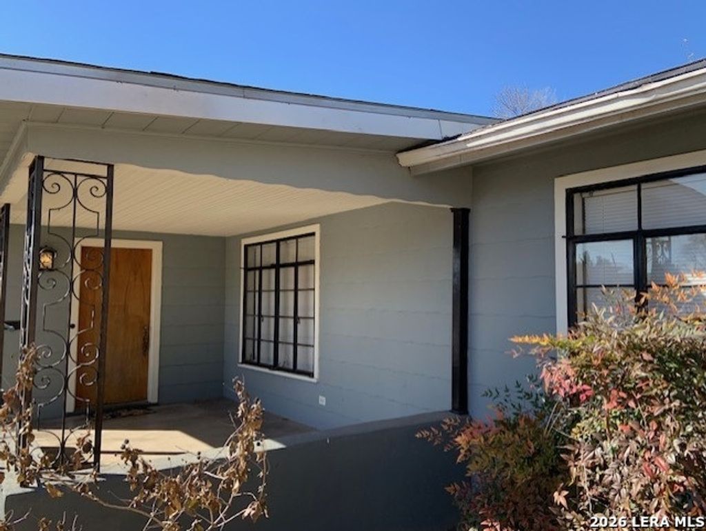 Photo of 287 Thorain, San Antonio, TX 78212 (MLS # 1938314)