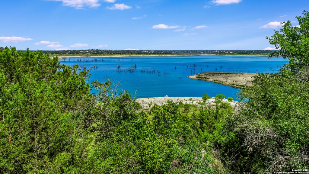 Photo of 853 Glenn, Canyon Lake, TX 78133 (MLS # 1894629)