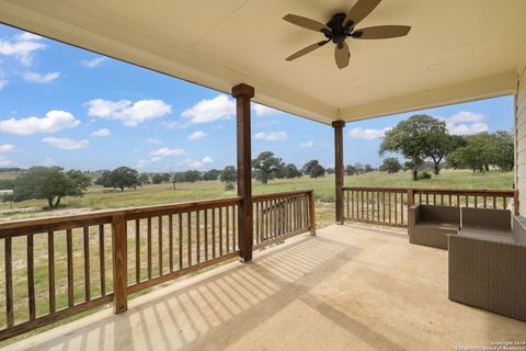 A home in La Vernia