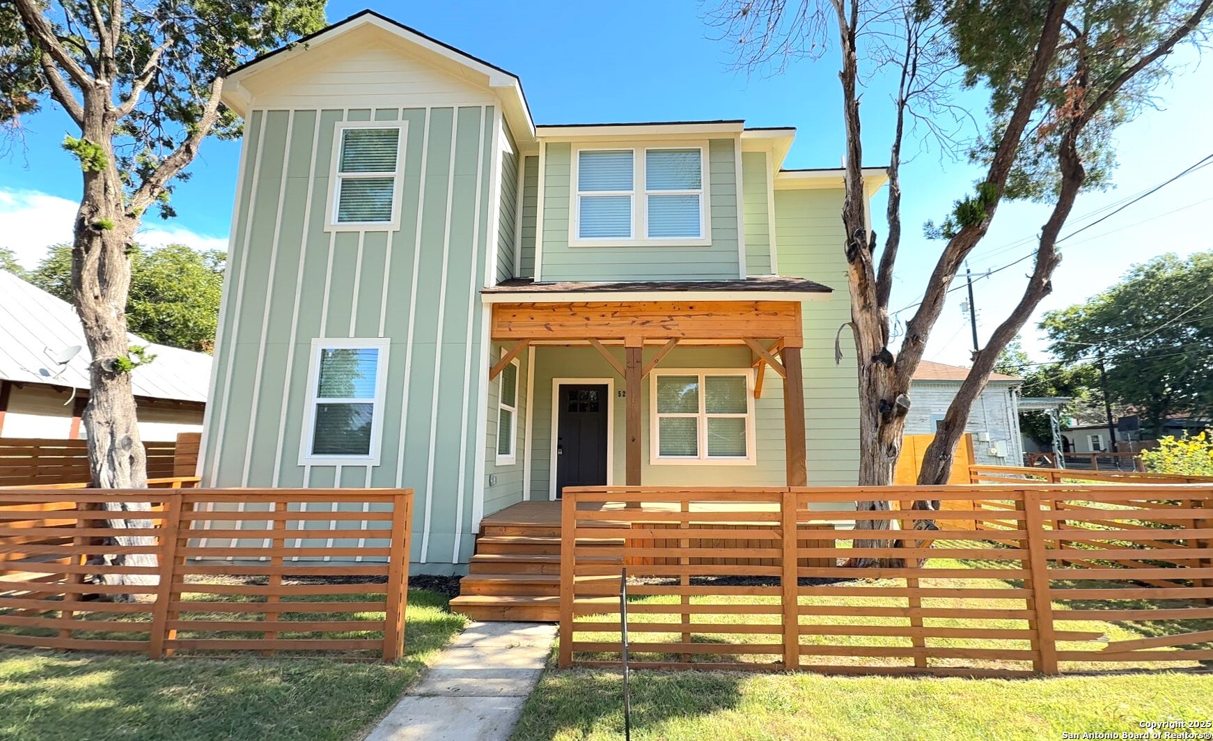 San Antonio, Texas 78203, United States, 4 Bedrooms Bedrooms, ,3 BathroomsBathrooms,Residential,Active,177356