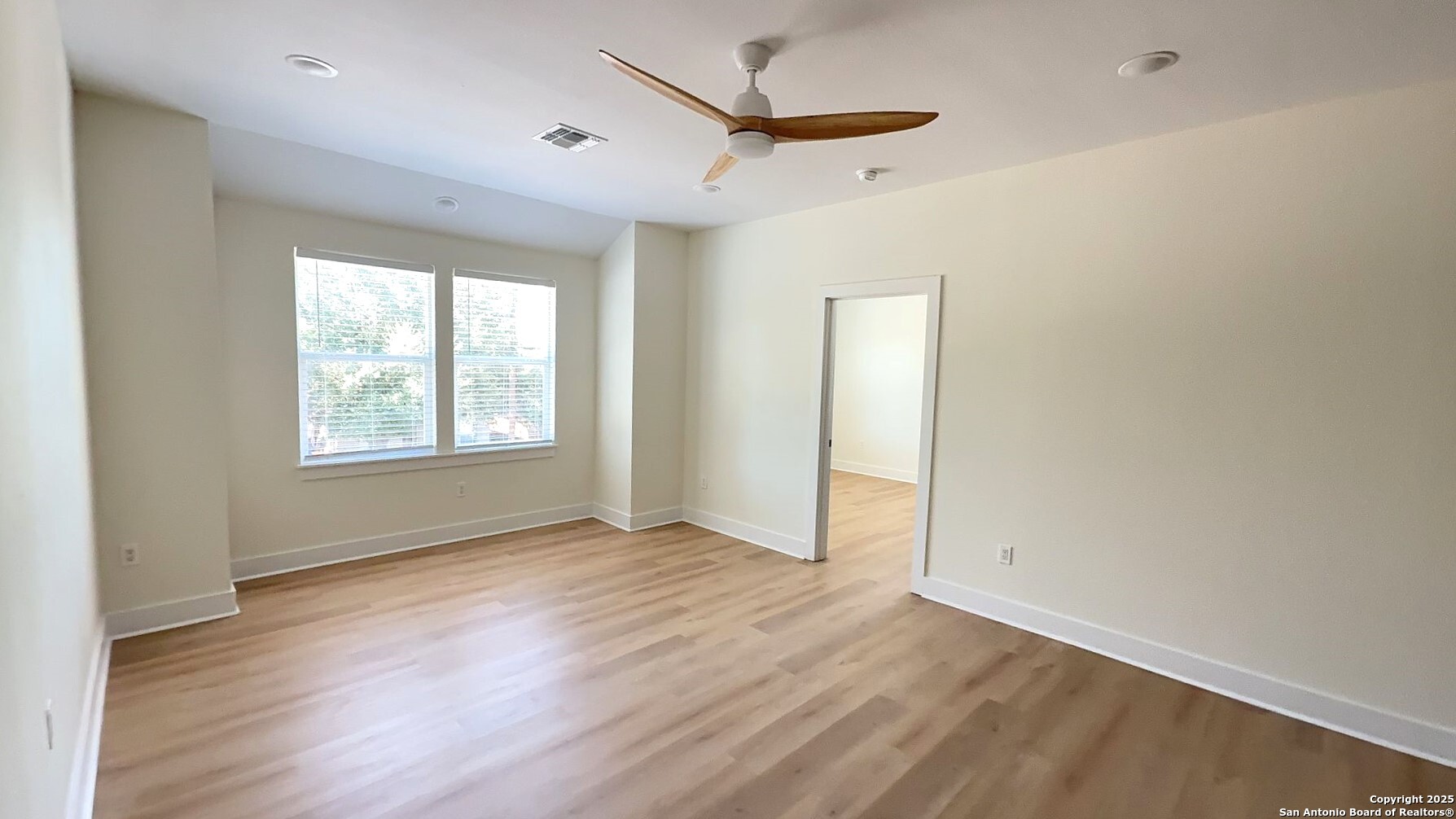 San Antonio, Texas 78203, United States, 4 Bedrooms Bedrooms, ,3 BathroomsBathrooms,Residential,Active,177356