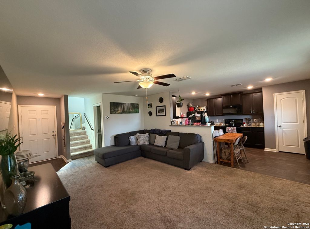 Photo of 3131 ROSALIND WAY, San Antonio, TX 78222 (MLS # 1959138)