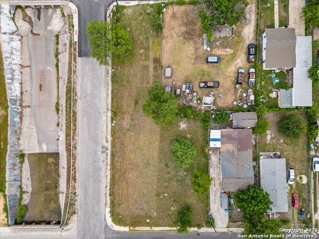 Photo of 601 san eduardo, San Antonio, TX 78228 (MLS # 1866732)
