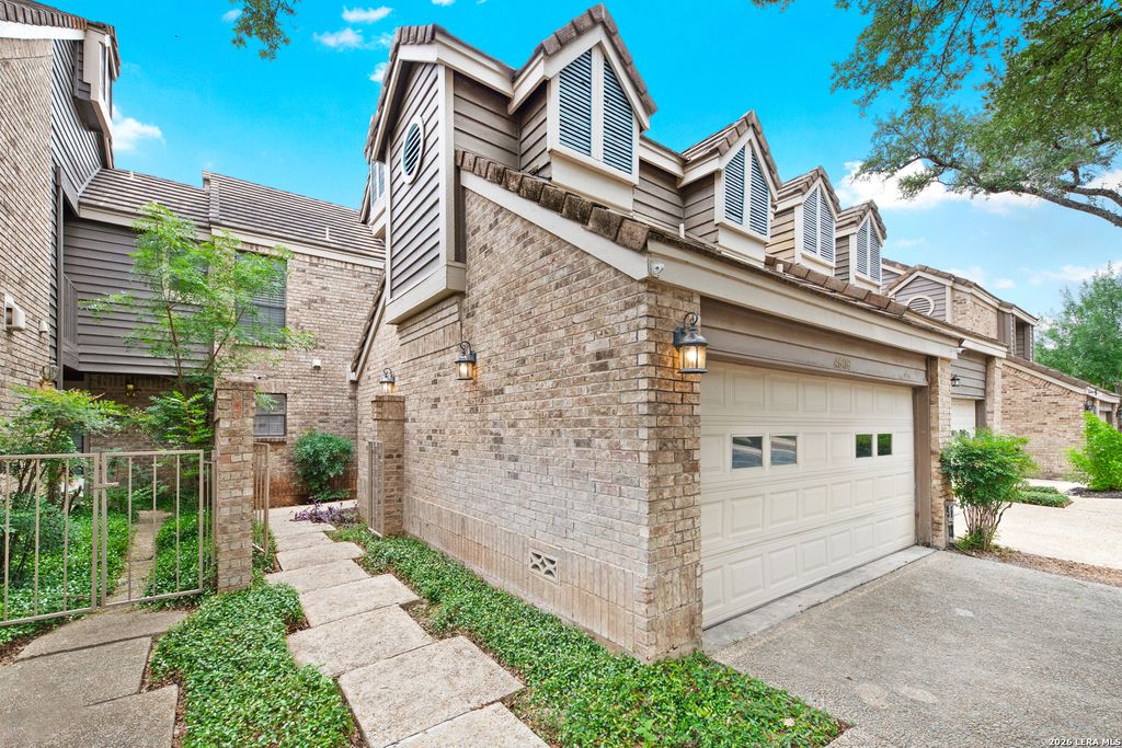 Photo of 4509 Smokey Wood Ln, San Antonio, TX 78249 (MLS # 1994109)