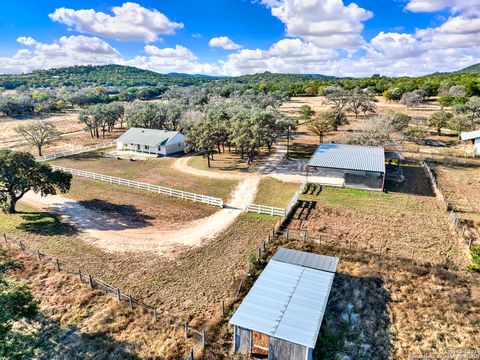 16103 State Highway 16 N Medina TX 78055