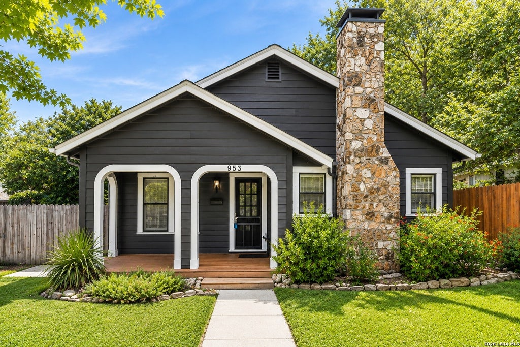Photo of 953 Myrta, Kerrville, TX 78028 (MLS # 1996075)