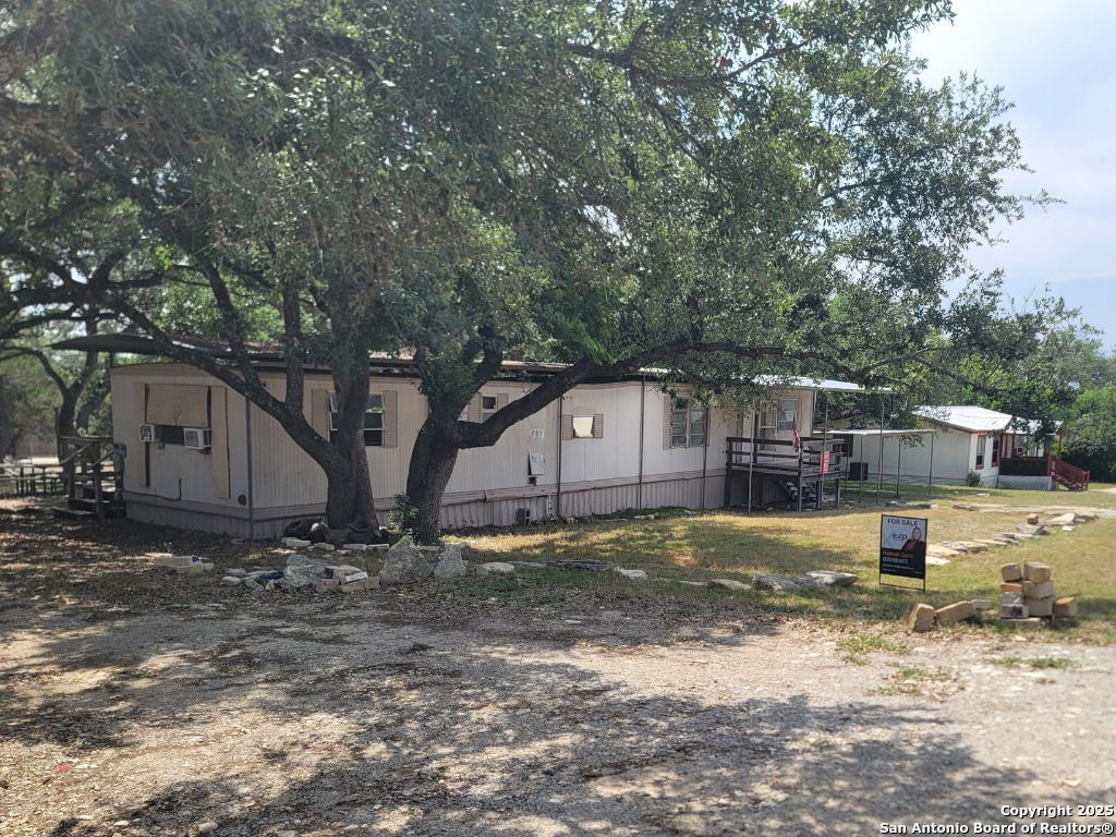 Photo of 509 ROYAL OAK, Canyon Lake, TX 78133 (MLS # 1868870)