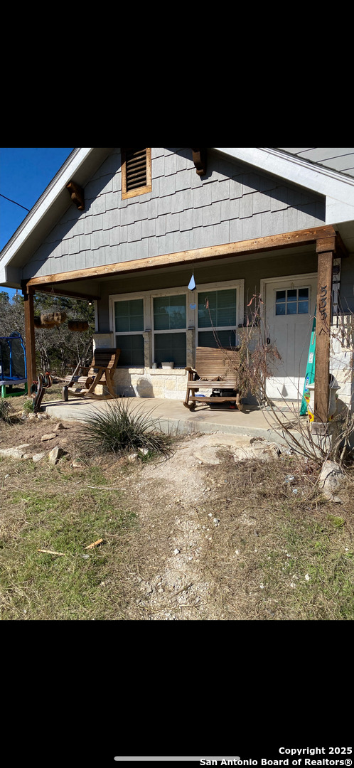 535 Oak Trail
