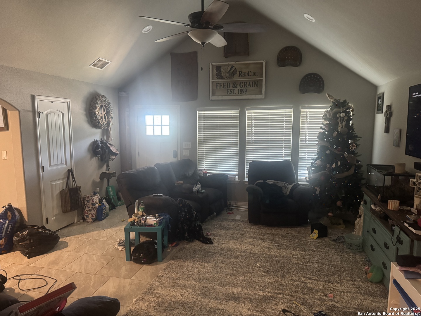 535 Oak Trail