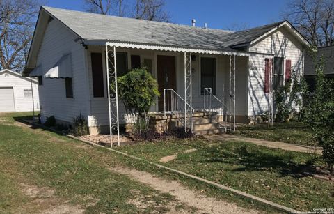 Photo of 177 GRAPELAND AVE, San Antonio, TX 78214 (MLS # 1916508)