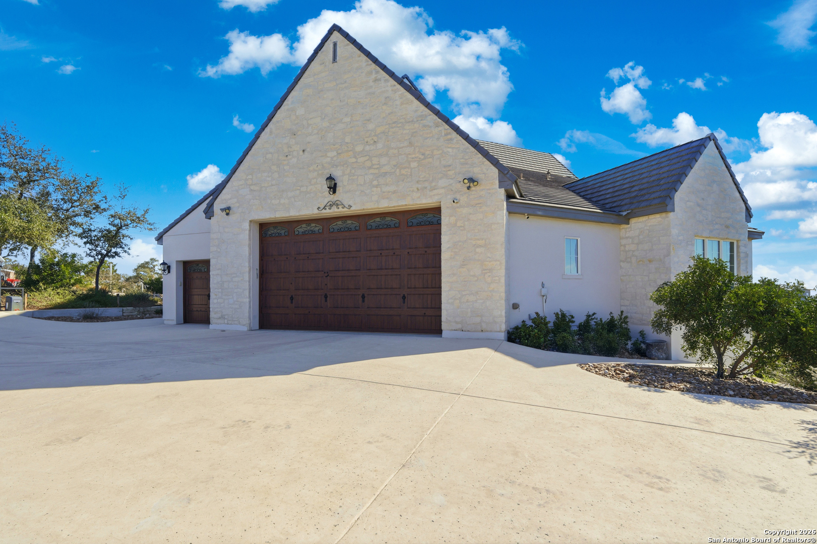 22605 Homestead Mesa