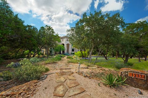 A home in Helotes