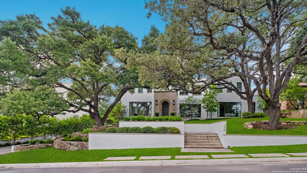 Photo of 730 Elizabeth, San Antonio, TX 78209 (MLS # 1899279)