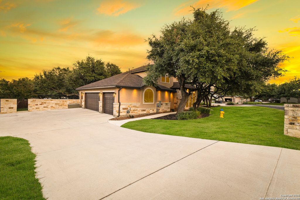 Photo of 324 Heavens Way, San Antonio, TX 78260 (MLS # 1932358)