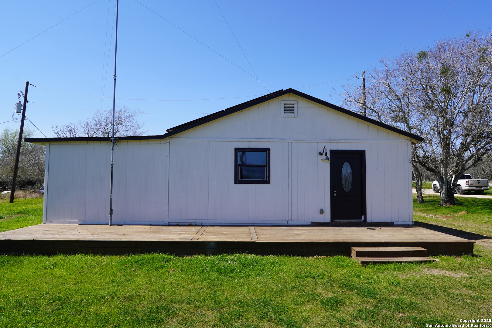 8412 Us Highway 87