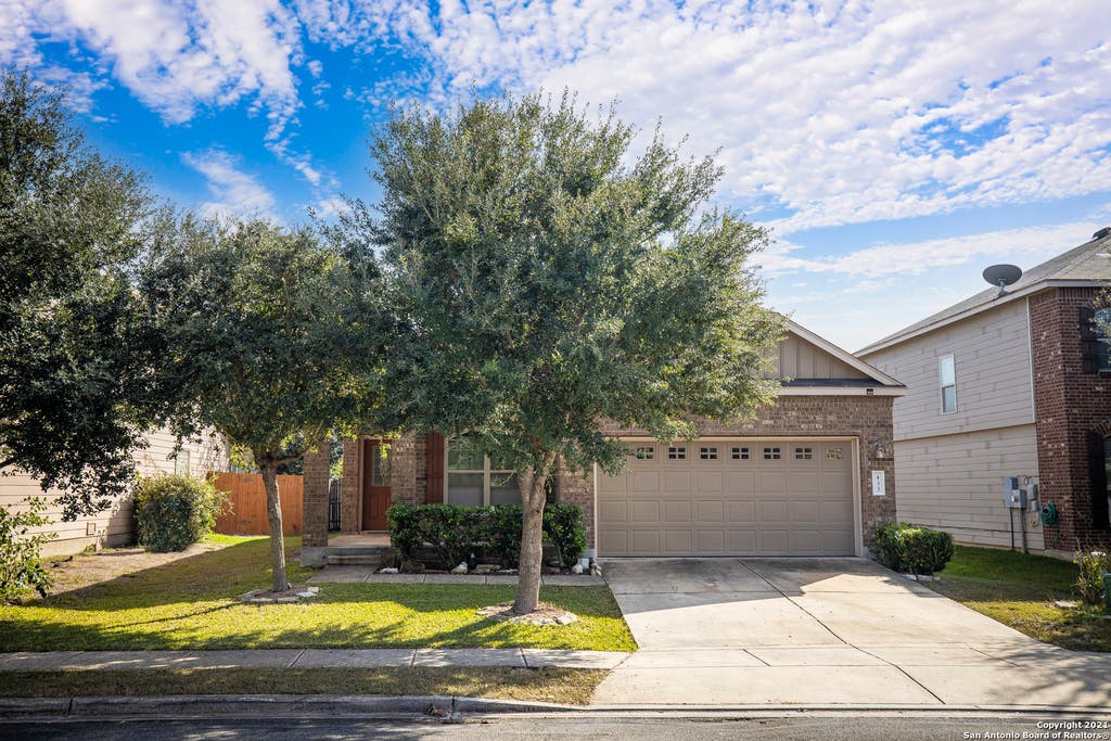 Photo of 433 STONEBROOK DR, Cibolo, TX 78108 (MLS # 2008234)