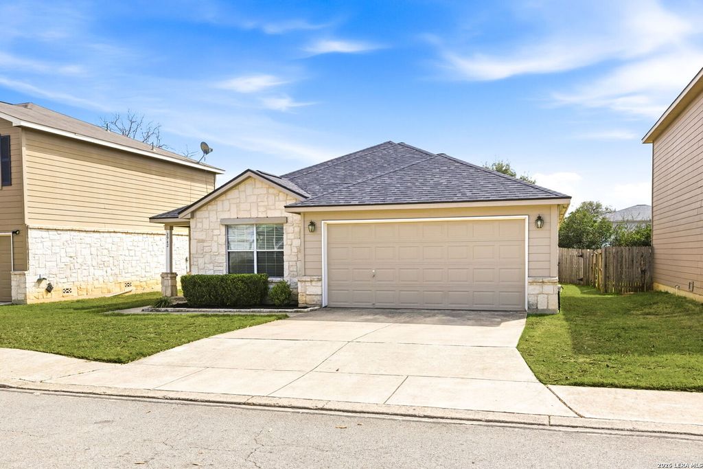 Photo of 3942 Wisteria, San Antonio, TX 78259 (MLS # 1944566)
