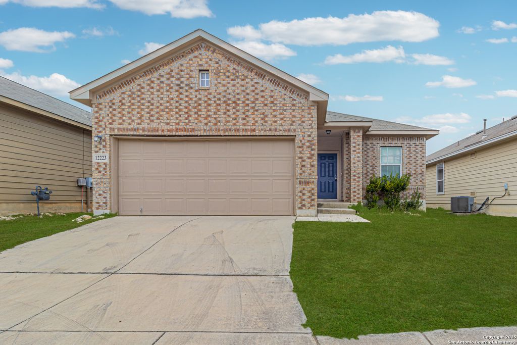 Photo of 12223 Hamlin Creek, San Antonio, TX 78254 (MLS # 1926748)