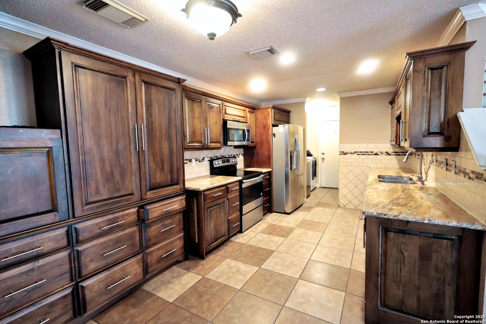 3647 Cameron Spgs, San Antonio, TX, 78244